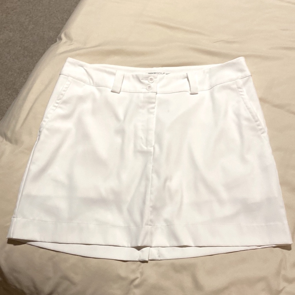 Nike Golf Shorts/skirt size 12. Like new!